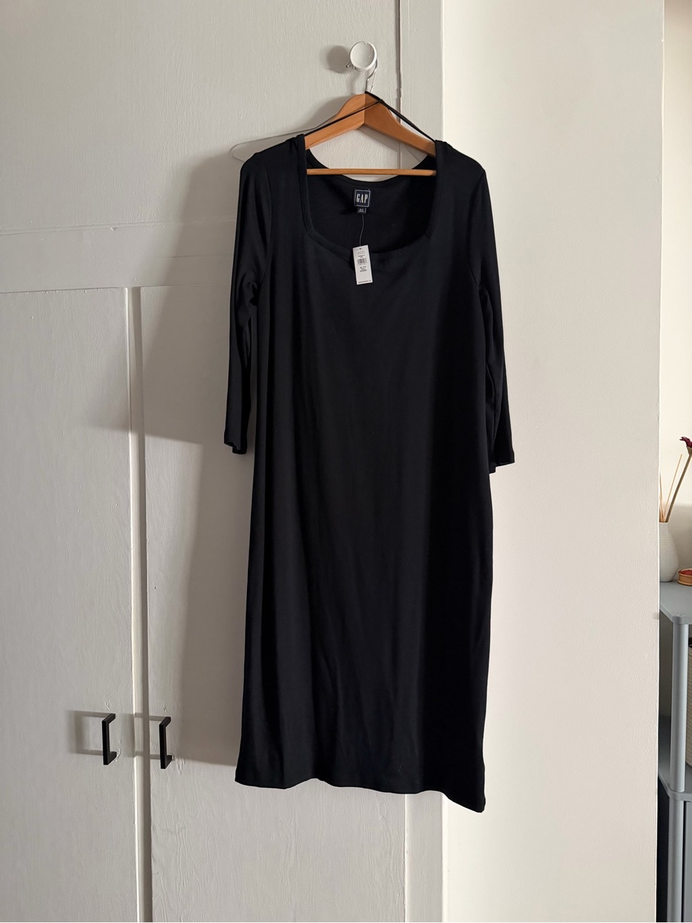 GAP Black Long Sleeve Square Neck Midi Dress